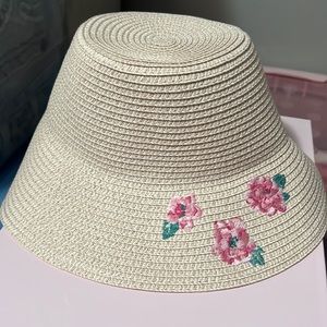 Pink dressy hat for girls
